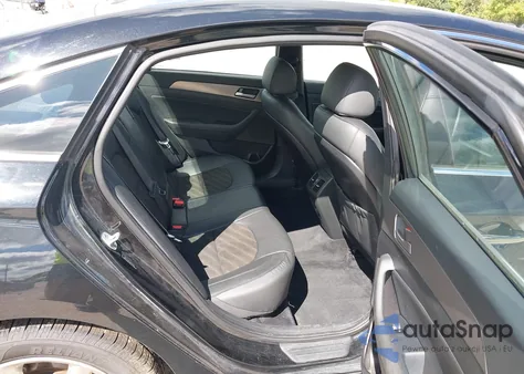 2018 Hyundai Sonata Sport+ z USA, uszkodzony, nr VIN 5NPE34AF1JH714375